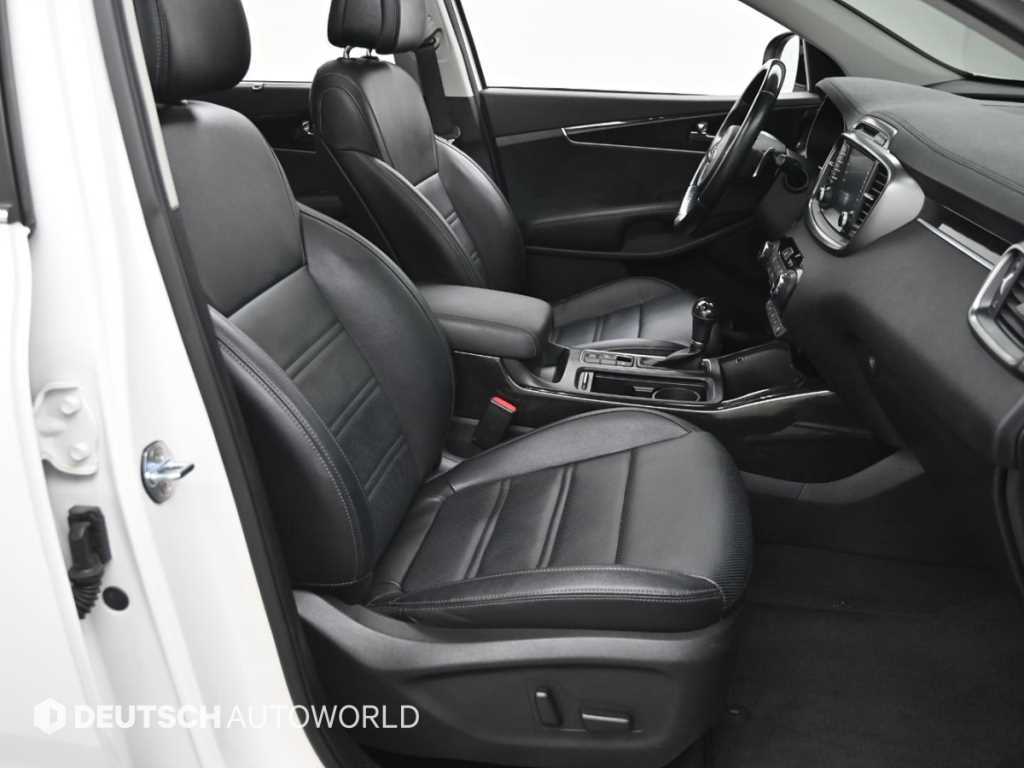 KIA Sorento - Vista 10