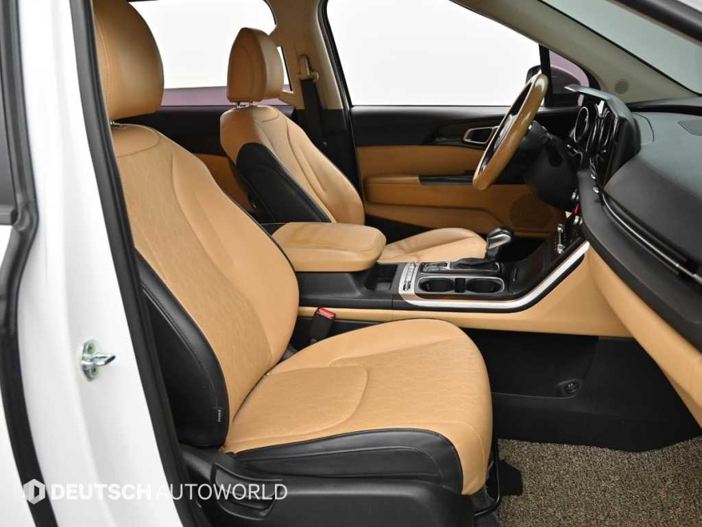 KIA Carnival - Vista 11