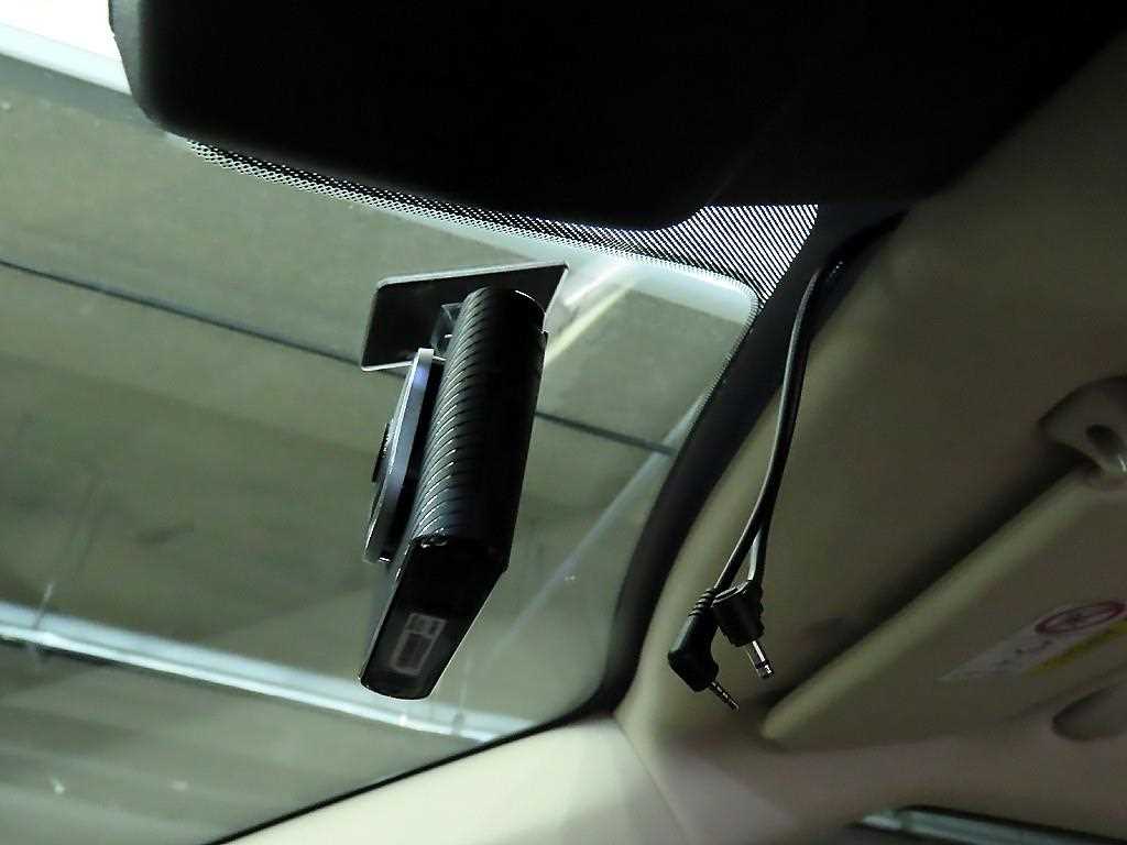 KIA Carnival 2022 the color of pearl - Importación desde Corea - HF Imports Iquique - Foto 16