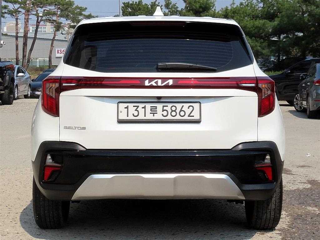 KIA Seltos - Vista 4