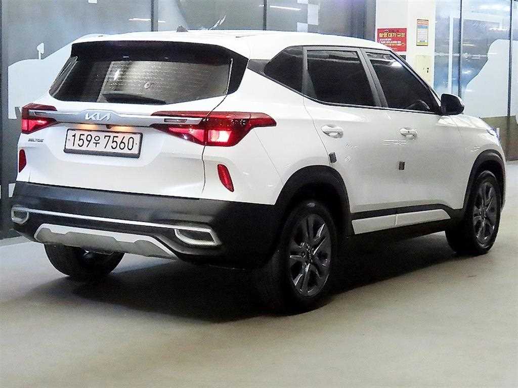 KIA Seltos - Vista 4