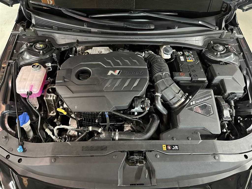 HYUNDAI Avante 2024 Negro - Importación desde Corea - HF Imports Iquique - Foto 16