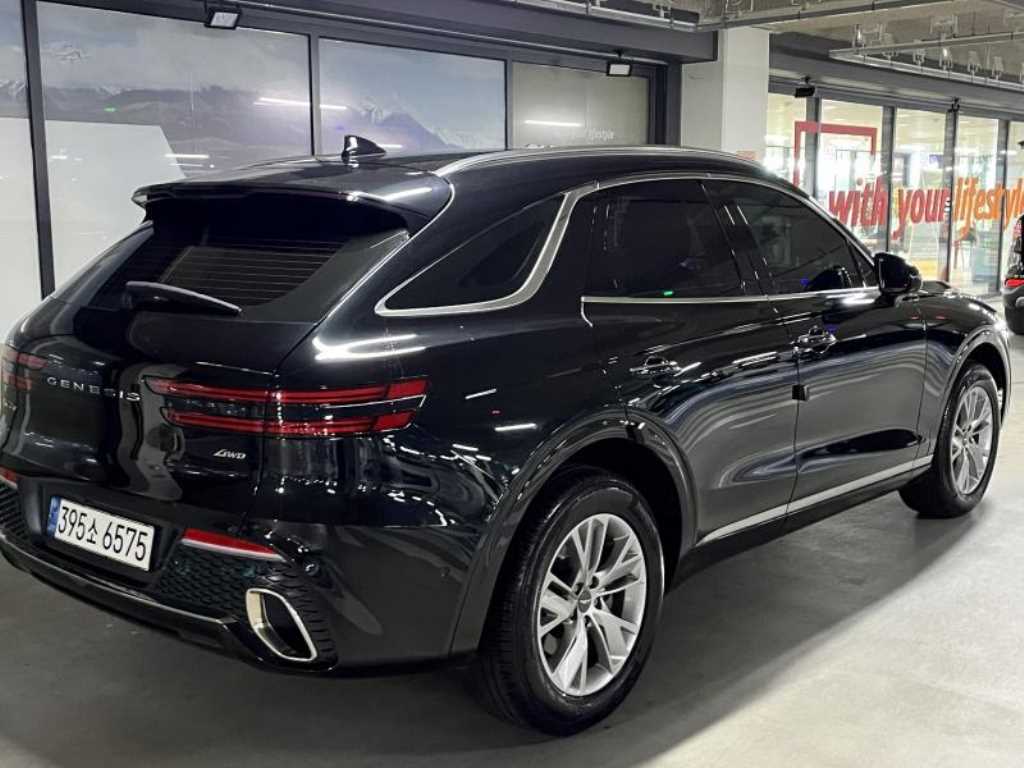 Genesis GV70 - Vista 4