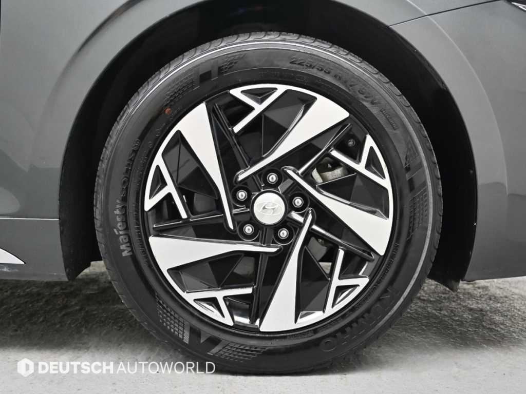 HYUNDAI Grandeur - Vista 5