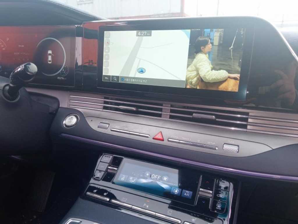 HYUNDAI Grandeur - Vista 4