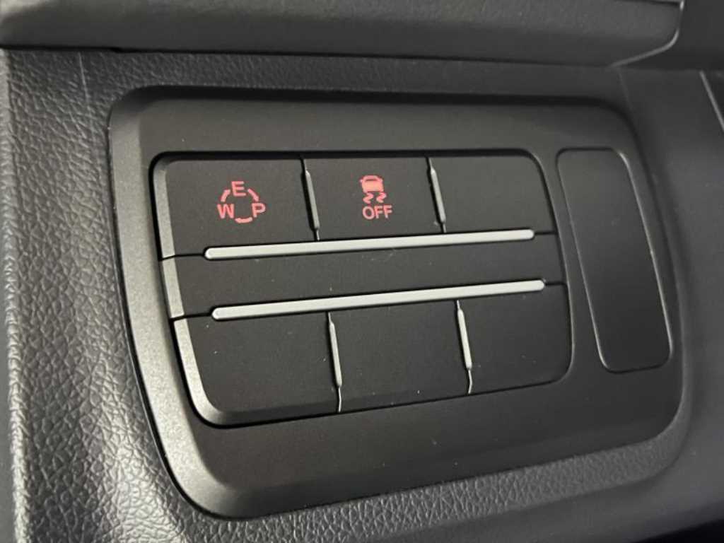 Ssangyong Tivoli - Vista 12