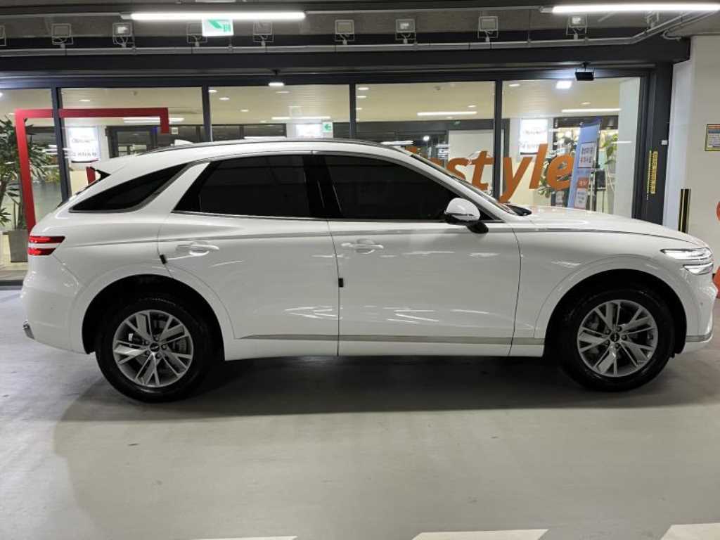 Genesis GV70 - Vista 3