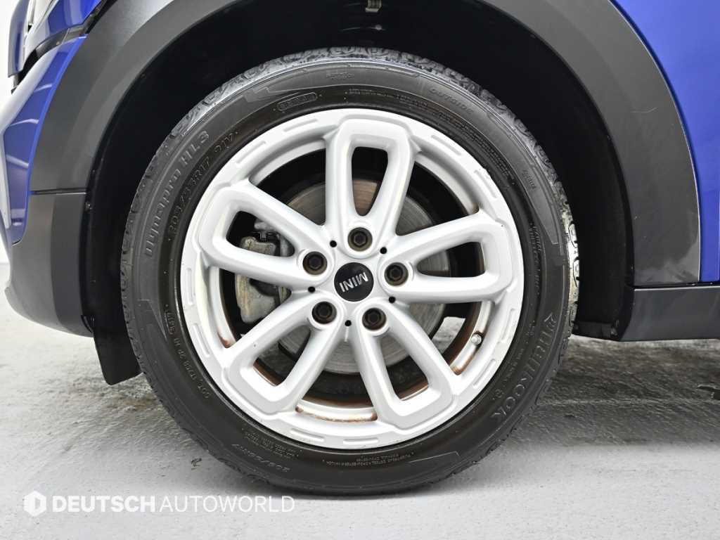 Mini Countryman - Vista 5