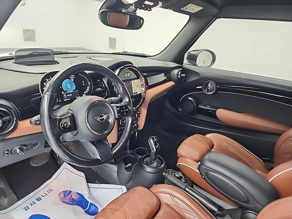 Mini Cooper Convertible - Vista 7