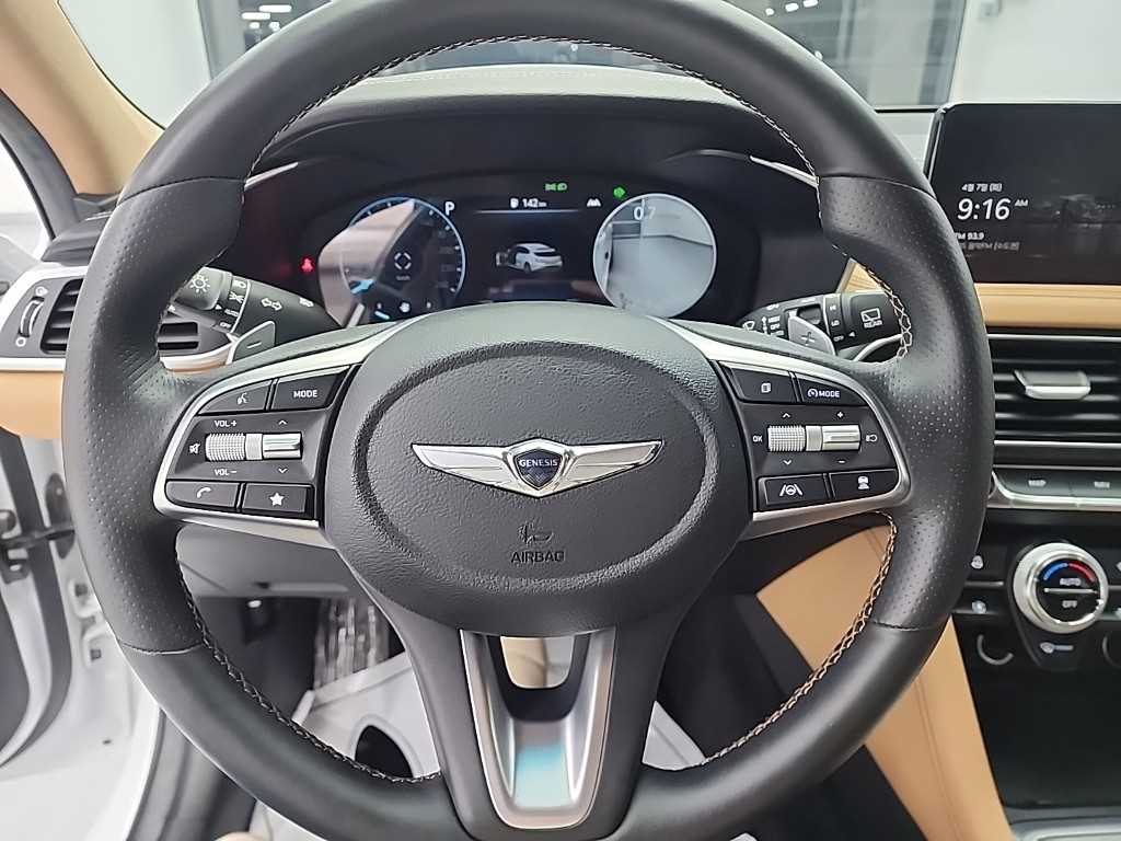 Genesis G70 - Vista 9