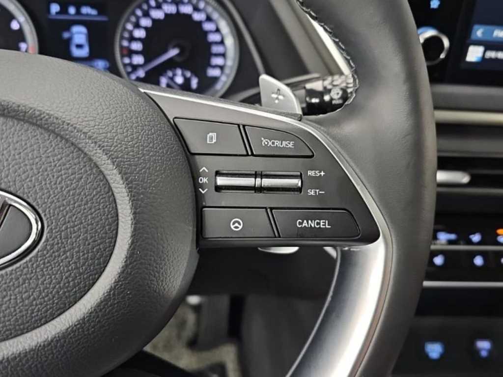 HYUNDAI Sonata - Vista 8