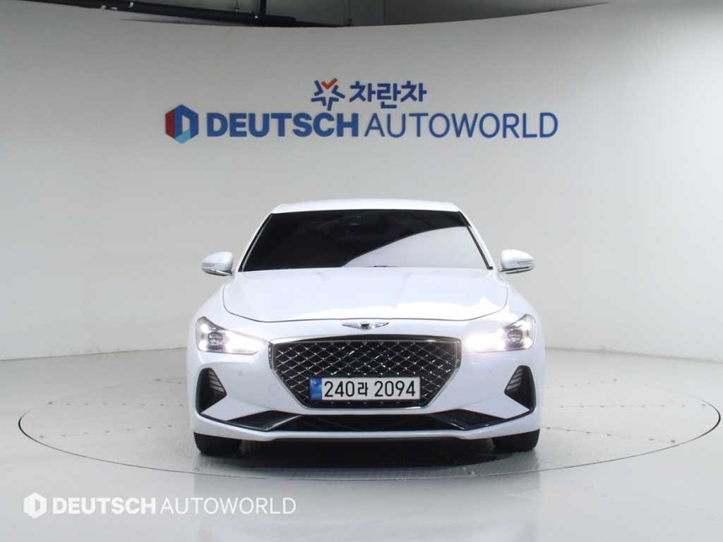 Genesis G70 - Vista 3