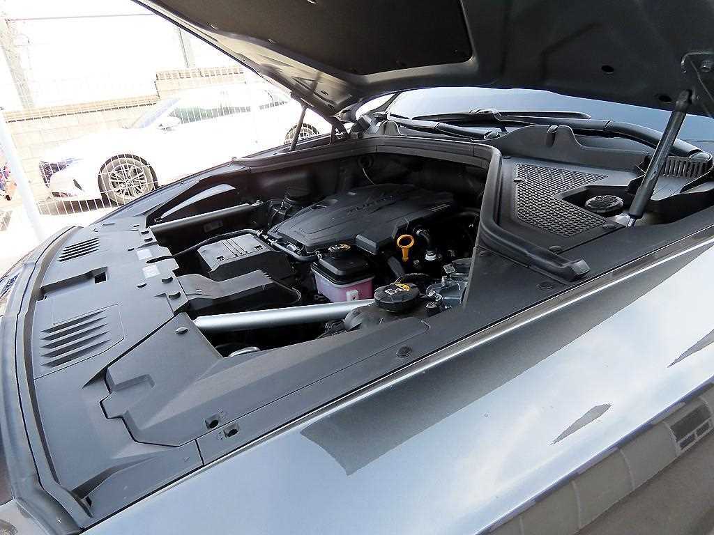 Genesis GV80 2025 Gris - Importación desde Corea - HF Imports Iquique - Foto 19