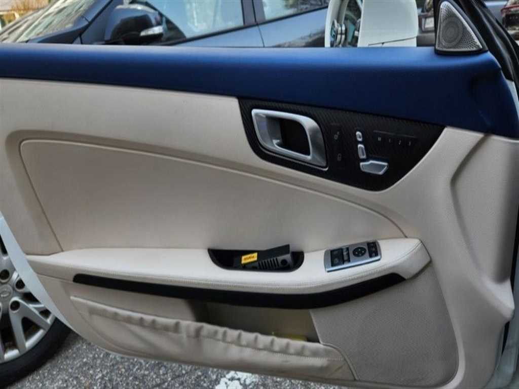 Mercedes Benz SLC Class - Vista 11