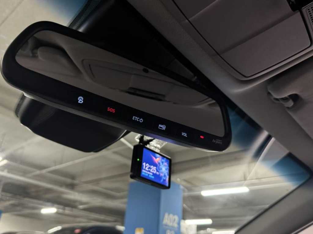 HYUNDAI Grandeur - Vista 9