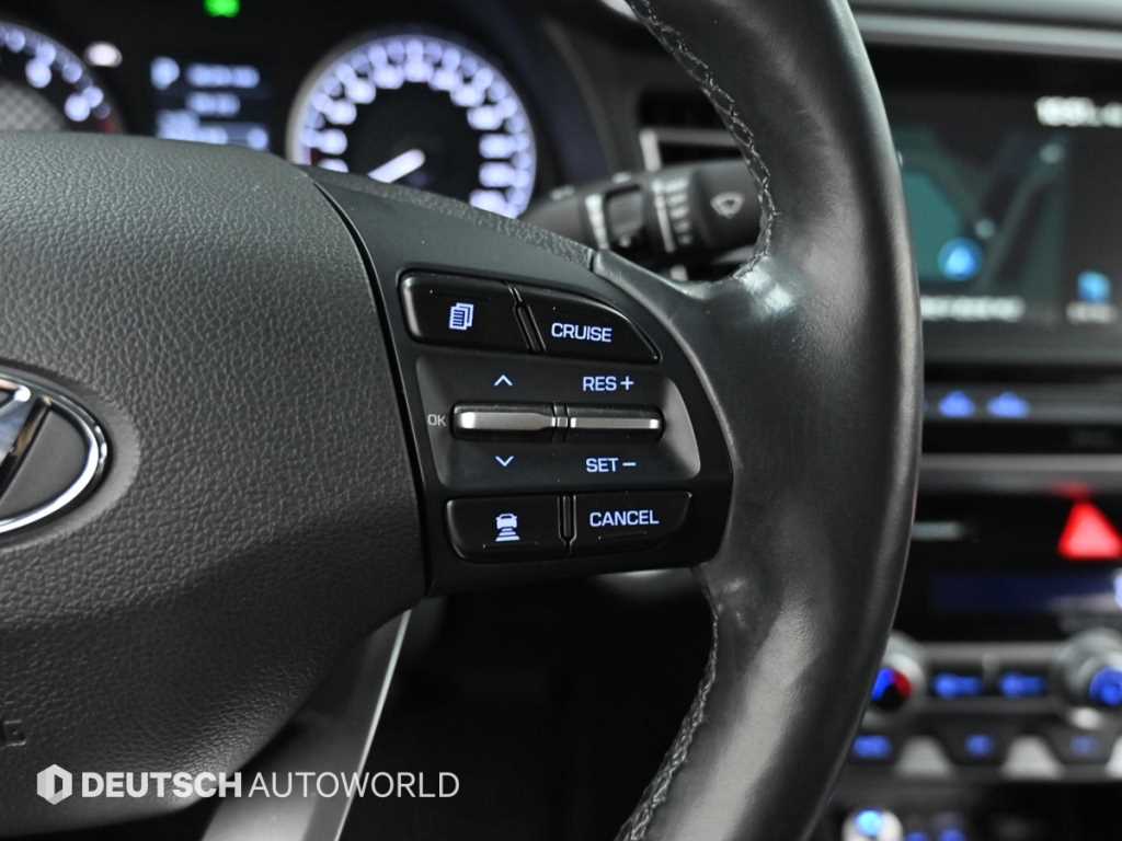 HYUNDAI Avante 2019 Blanco - Importación desde Corea - HF Imports Iquique - Foto 18