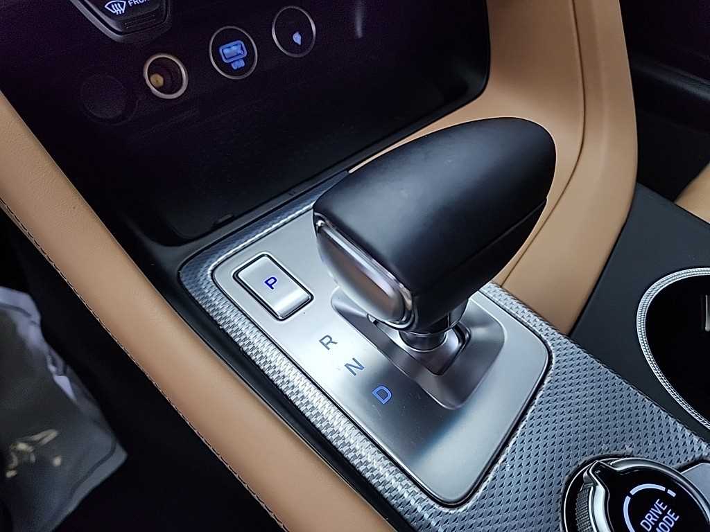 Genesis G70 - Vista 8