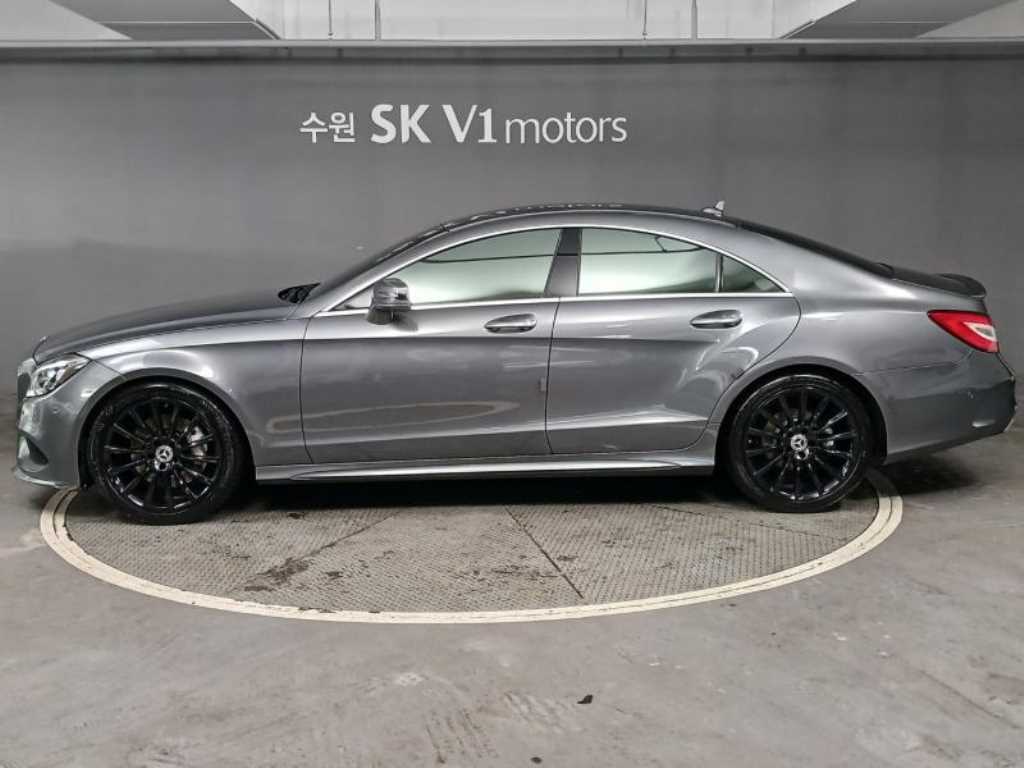 Mercedes Benz CLS Class - Vista 3