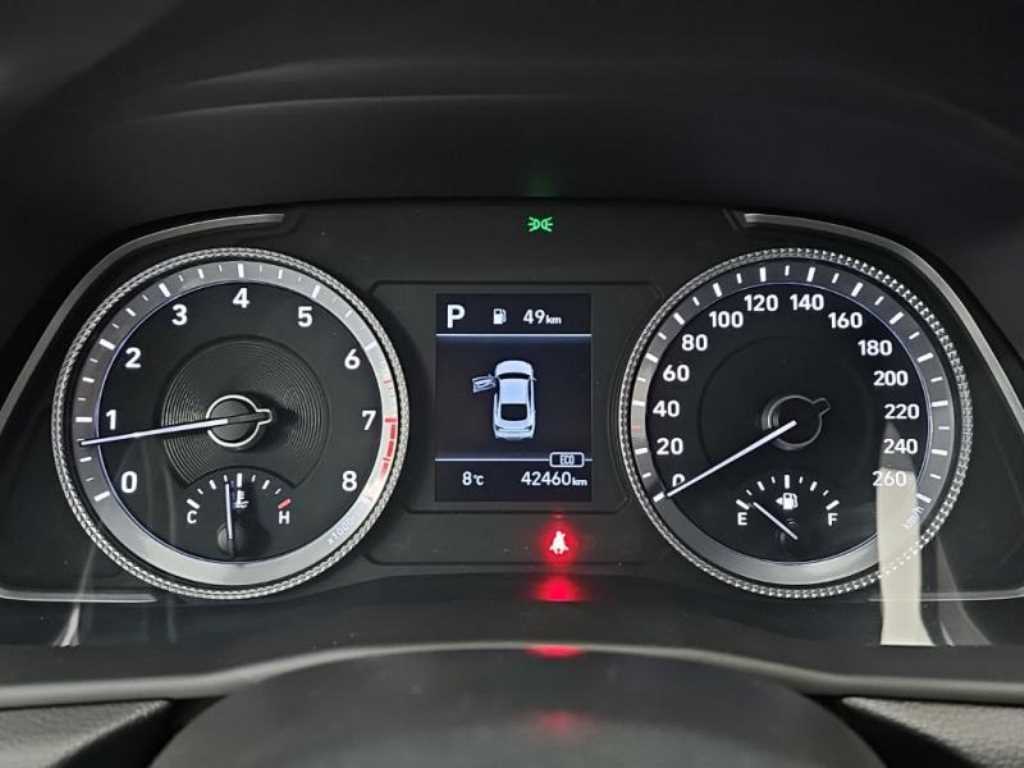 HYUNDAI Sonata - Vista 6