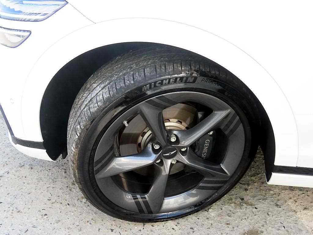 Genesis GV70 2025 Blanco - Importación desde Corea - HF Imports Iquique - Foto 20