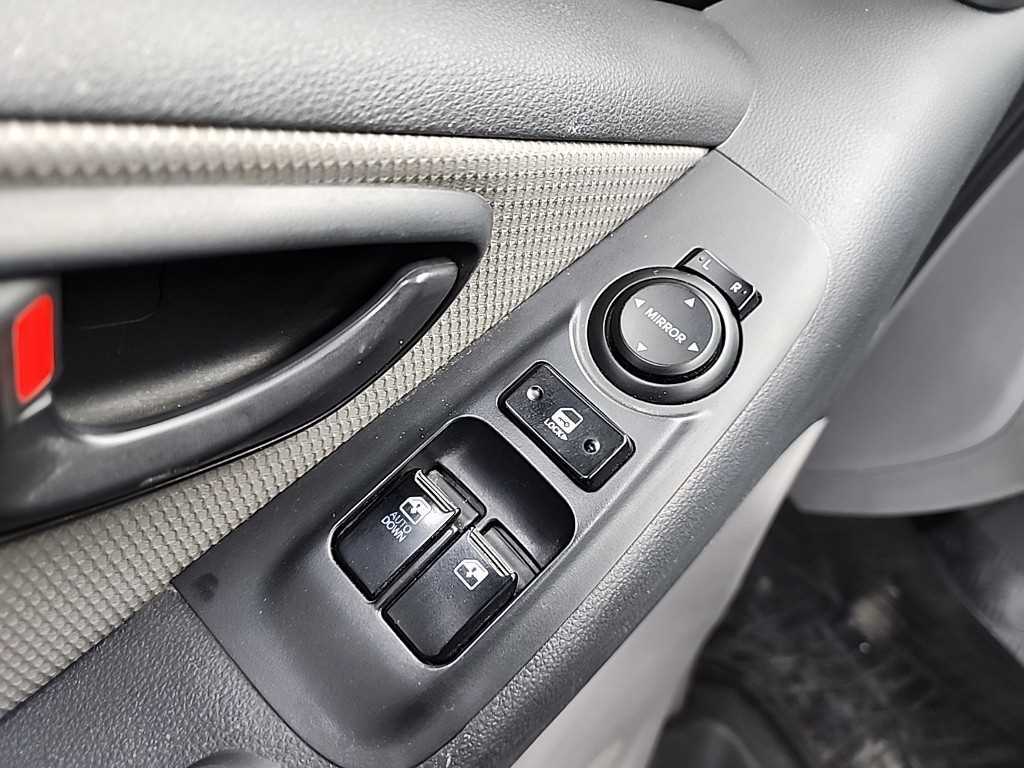 HYUNDAI Starex 2011 Gris - Importación desde Corea - HF Imports Iquique - Foto 15