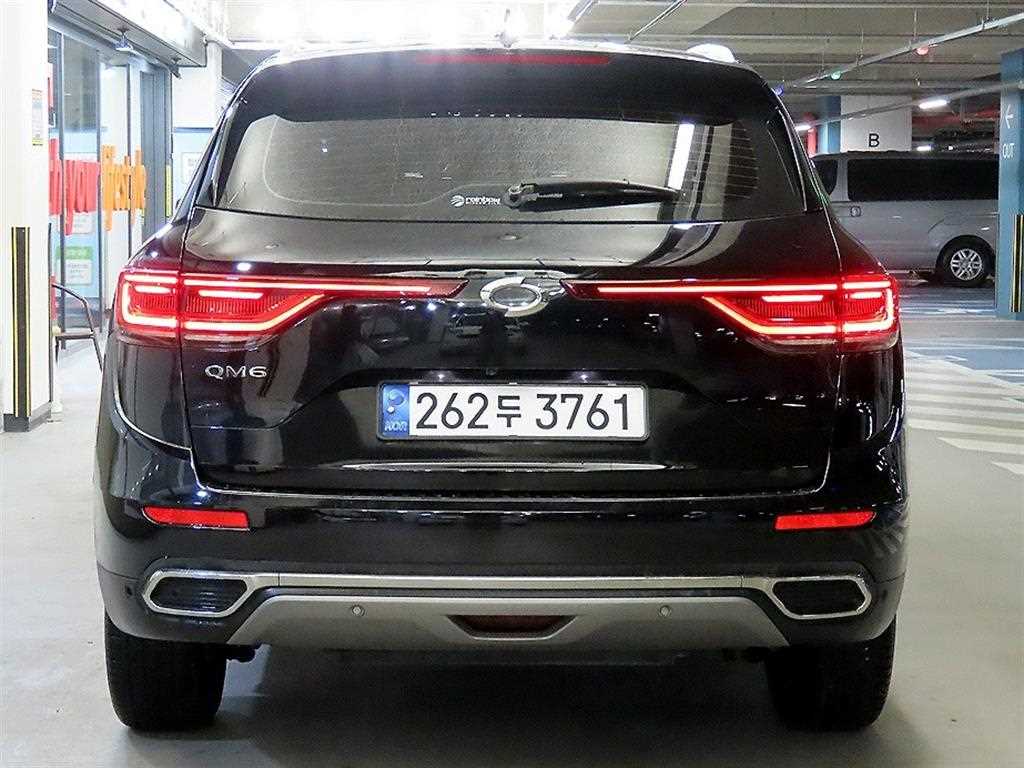 SAMSUNG QM6 - Vista 5