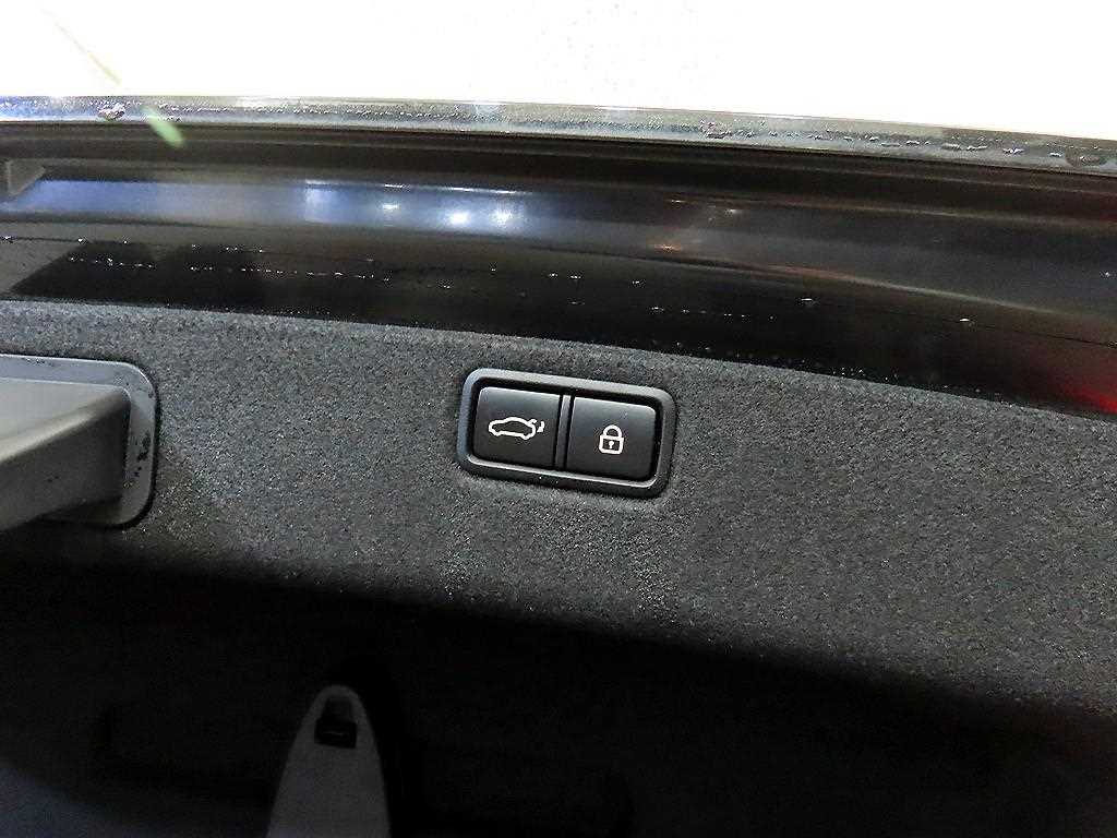 Genesis G80 2019 Negro - Importación desde Corea - HF Imports Iquique - Foto 17