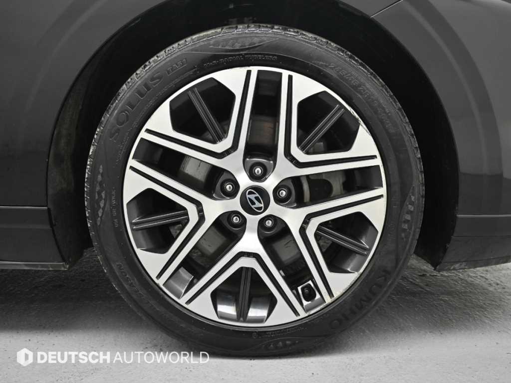 HYUNDAI Grandeur - Vista 5