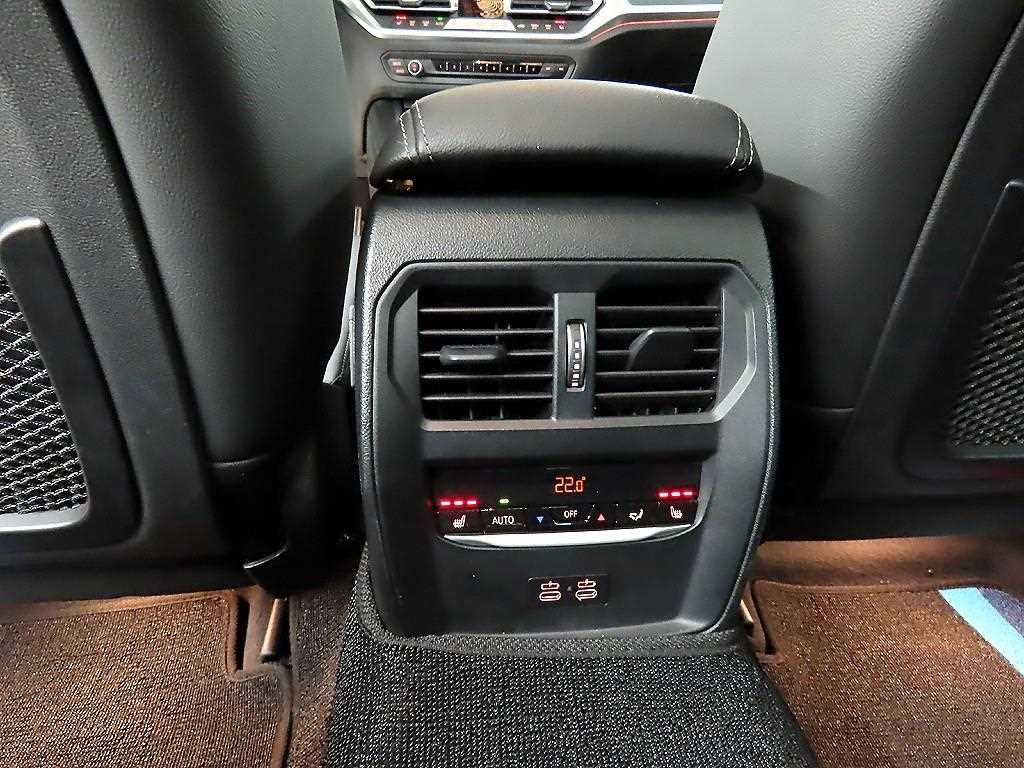 BMW 3 series 2021 Negro - Importación desde Corea - HF Imports Iquique - Foto 13