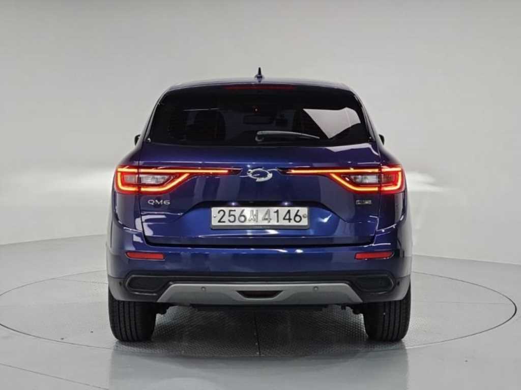 SAMSUNG QM6 - Vista 3