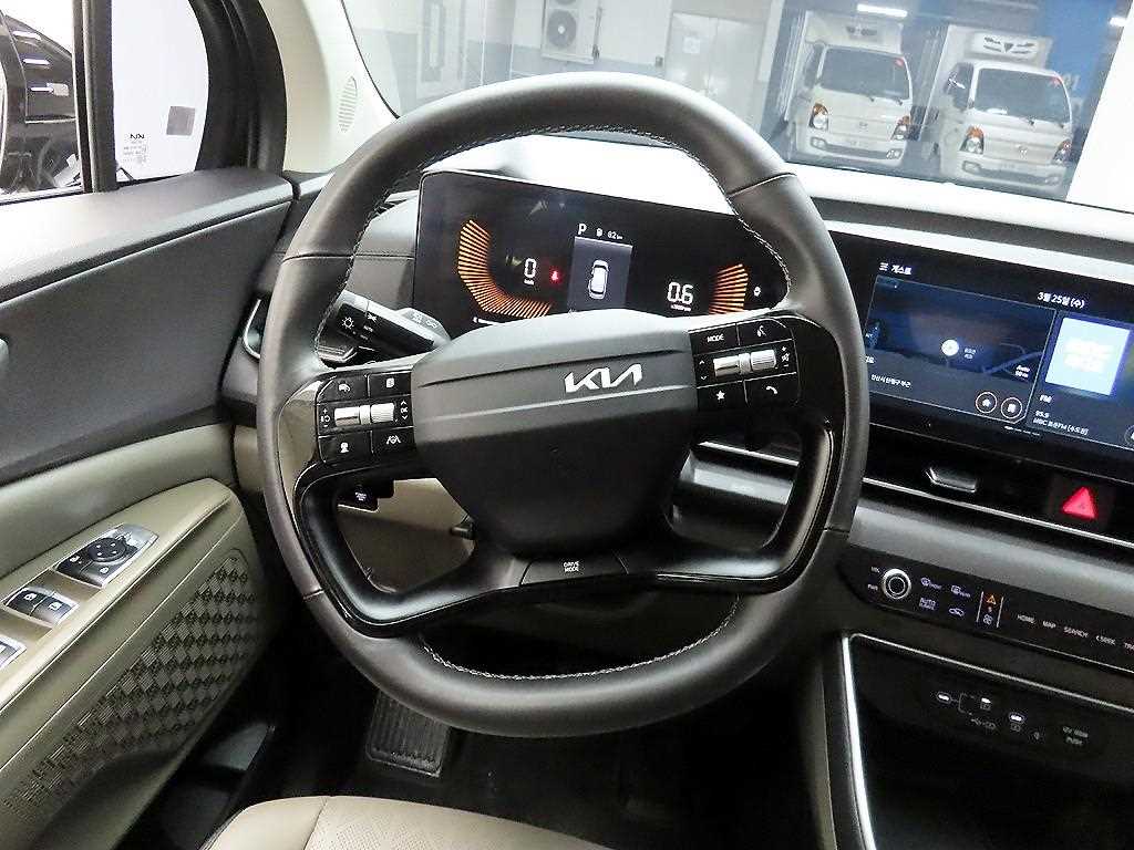 KIA Carnival - Vista 7