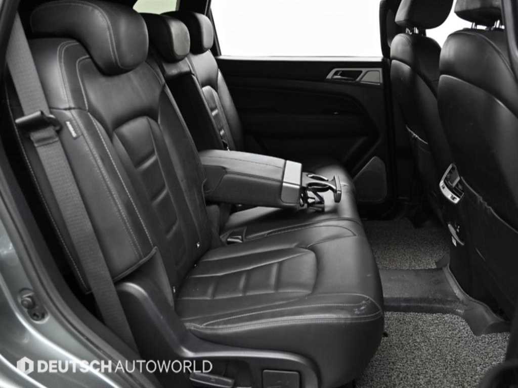 Ssangyong Rexton - Vista 12