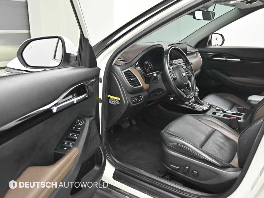 KIA Seltos - Vista 11