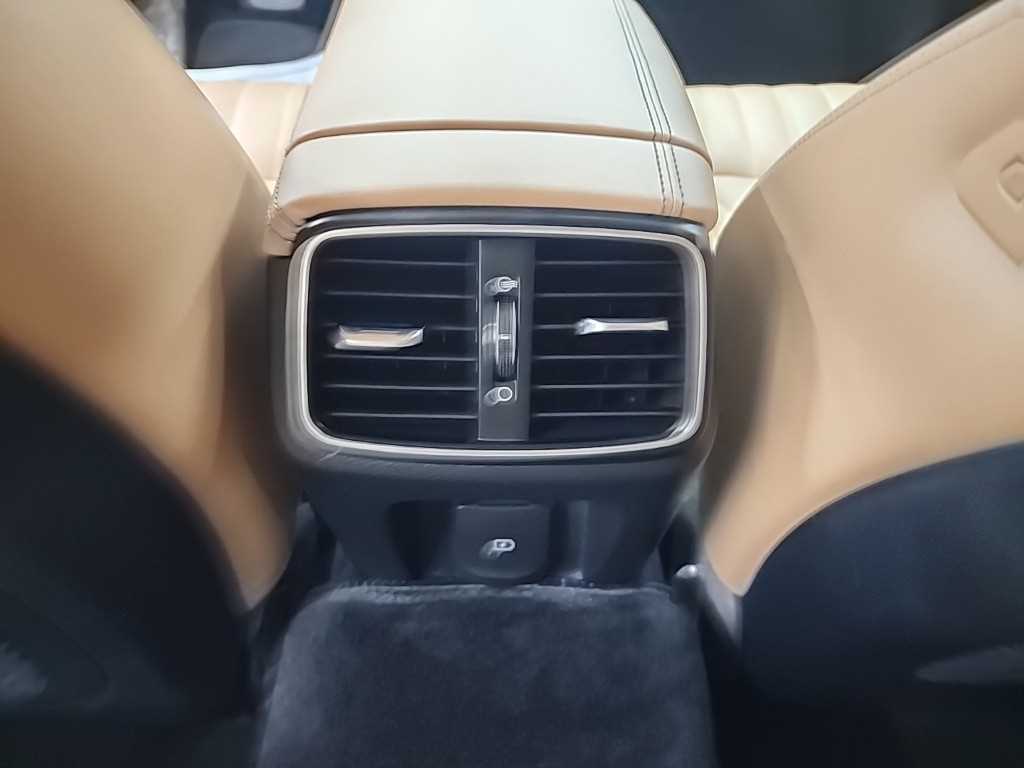 Genesis G70 2023 - Importación desde Corea - HF Imports Iquique - Foto 13