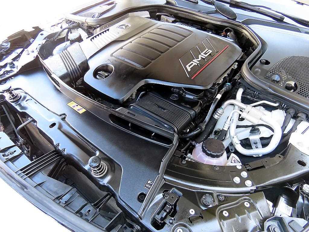 Mercedes Benz AMG GT 2021 Blanco - Importación desde Corea - HF Imports Iquique - Foto 19