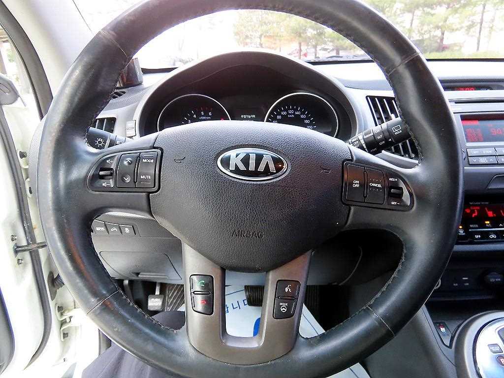 KIA Sportage - Vista 8