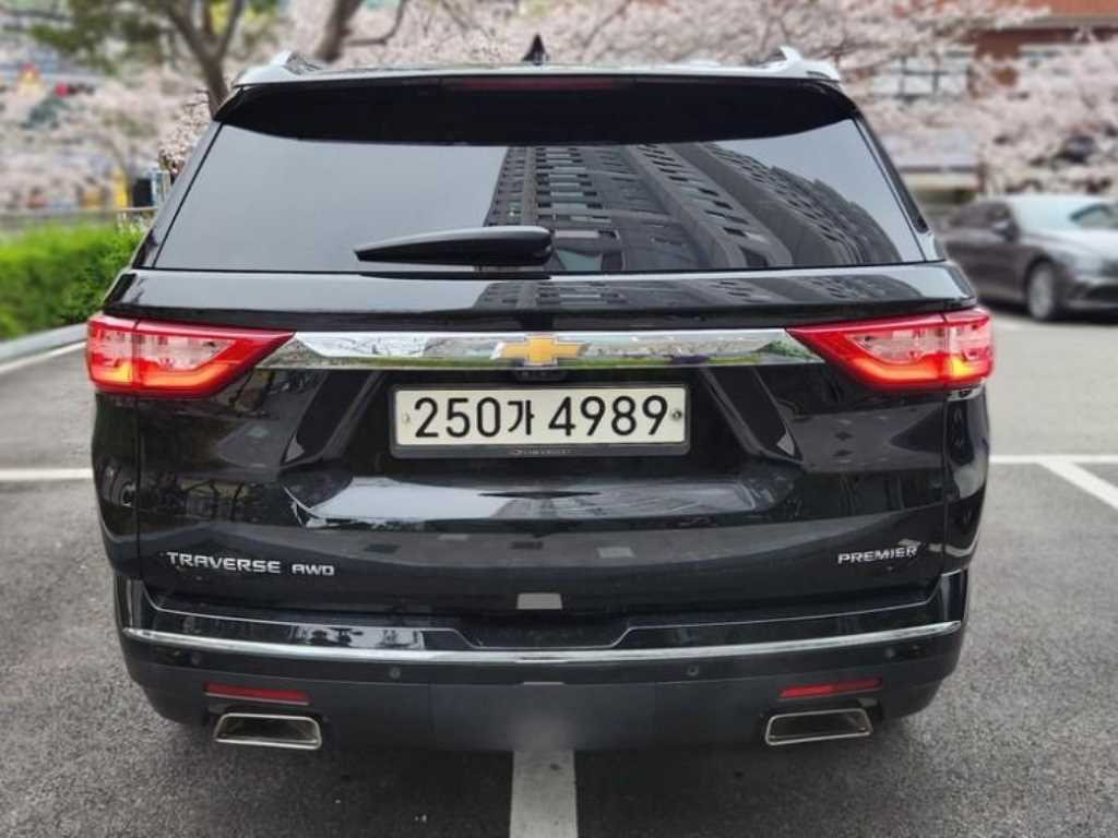 Chevrolet Travers - Vista 2