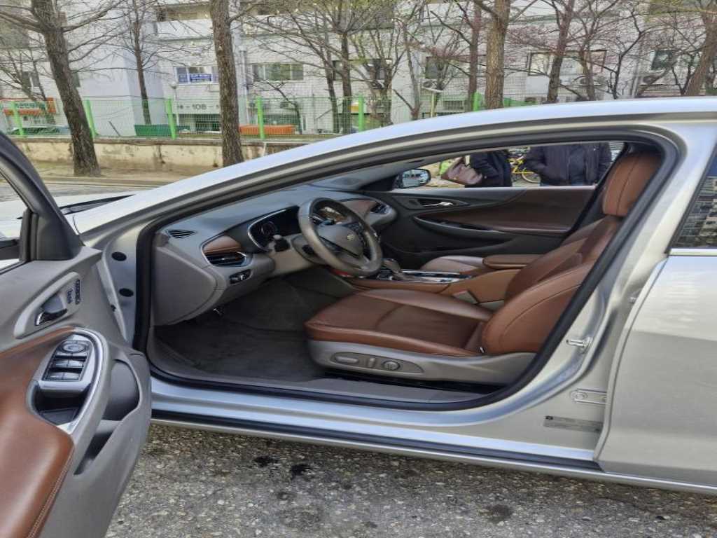 Chevrolet Malibu - Vista 7