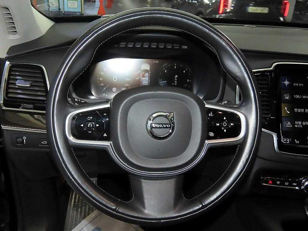 Volvo XC90 - Vista 8