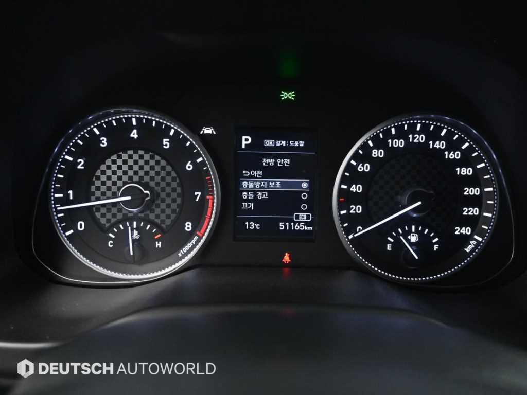 HYUNDAI Avante - Vista 8