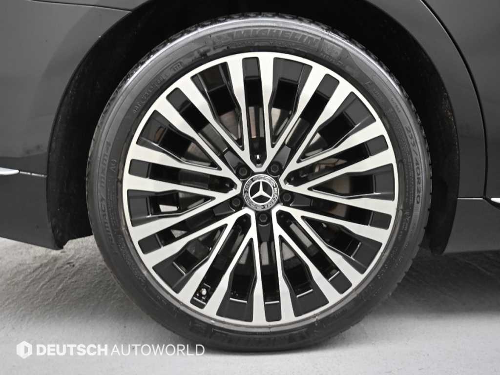 Mercedes Benz S Class - Vista 5