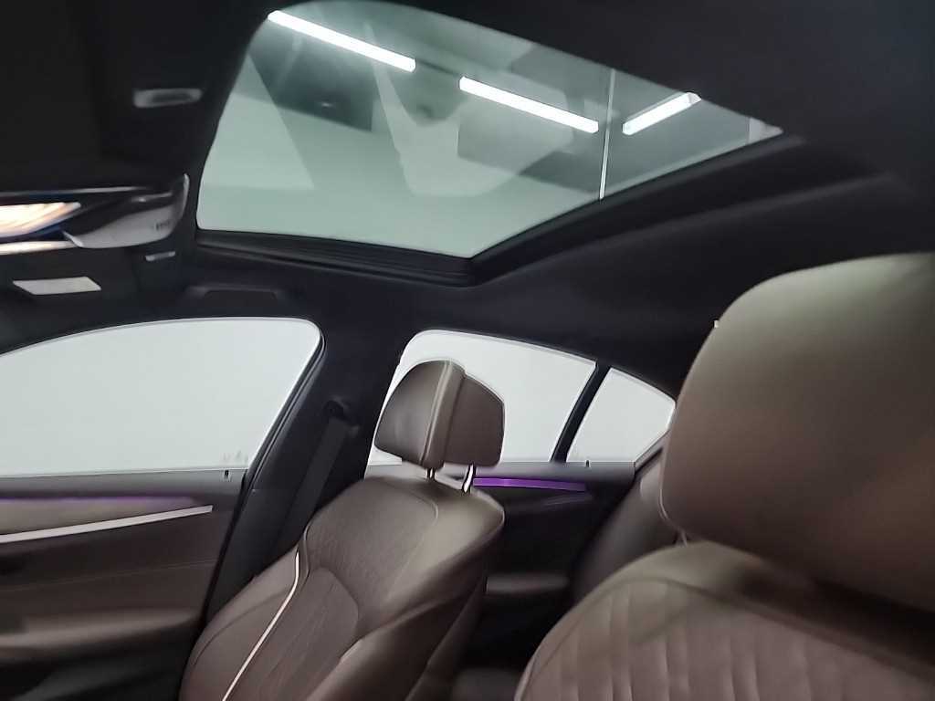 BMW 5 Series 2021 Gris - Importación desde Corea - HF Imports Iquique - Foto 14