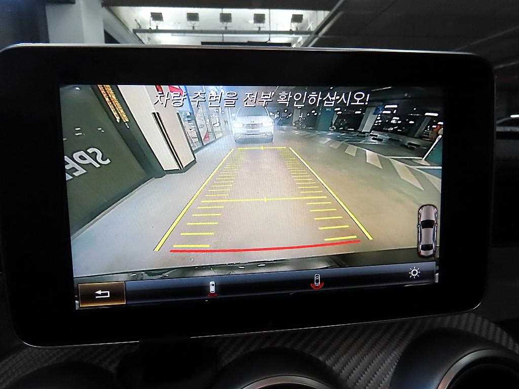 Mercedes Benz C Class 2018 Negro - Importación desde Corea - HF Imports Iquique - Foto 14