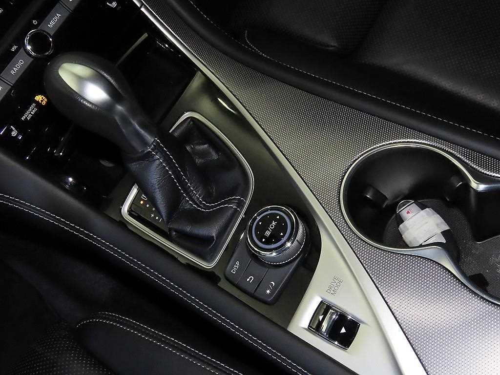 Infiniti Q - Vista 12