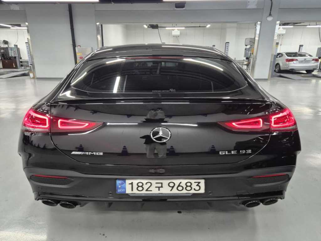 Mercedes Benz GLE Class - Vista 2