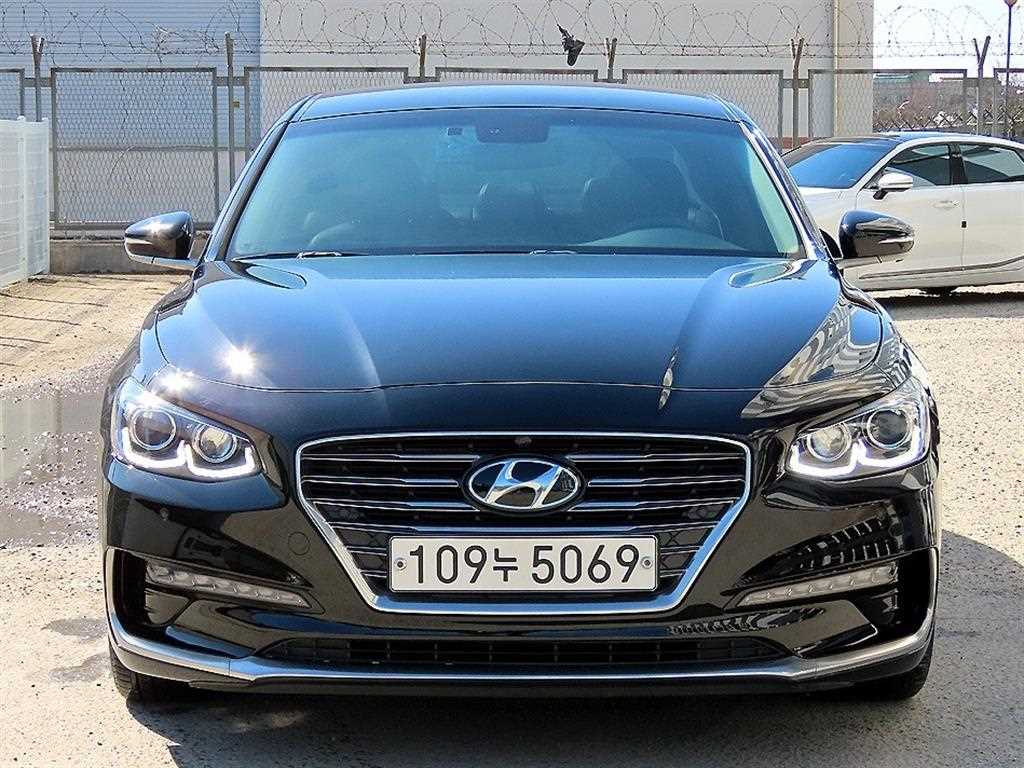 HYUNDAI Grandeur 2018 Negro - Importación desde Corea - HF Imports Iquique - Foto 1