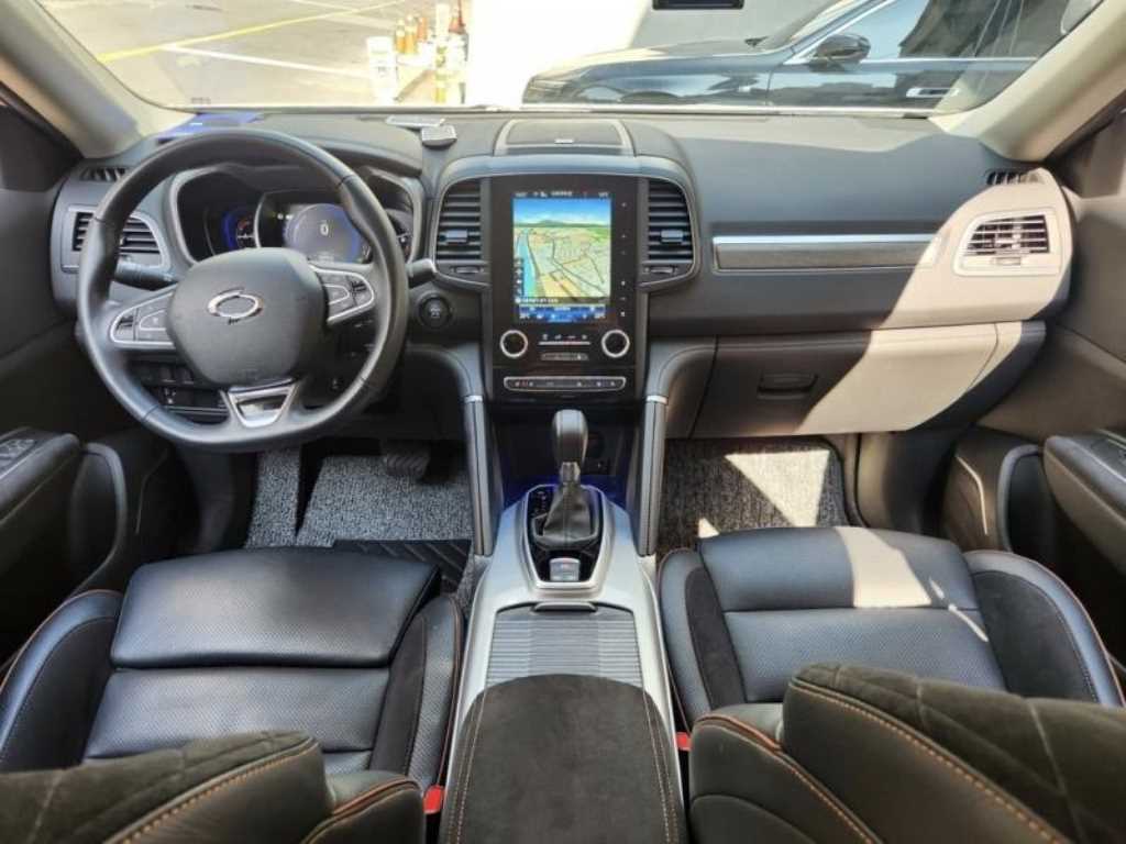 SAMSUNG QM6 - Vista 8