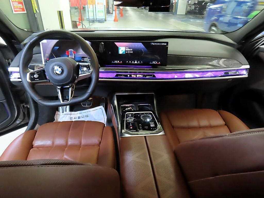 BMW 7 Series - Vista 10