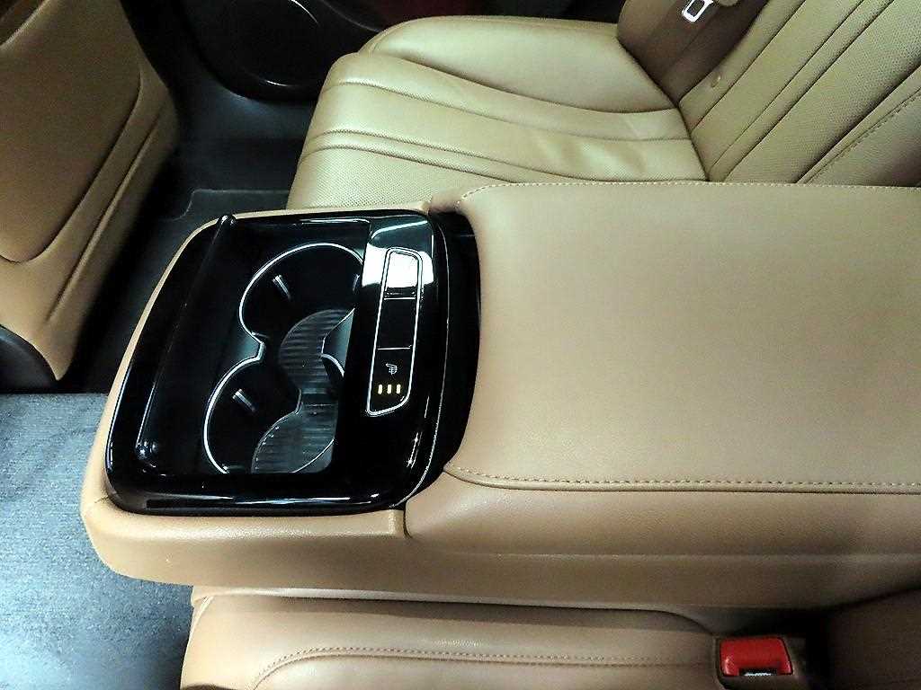 Genesis G80 2022 Blanco - Importación desde Corea - HF Imports Iquique - Foto 18