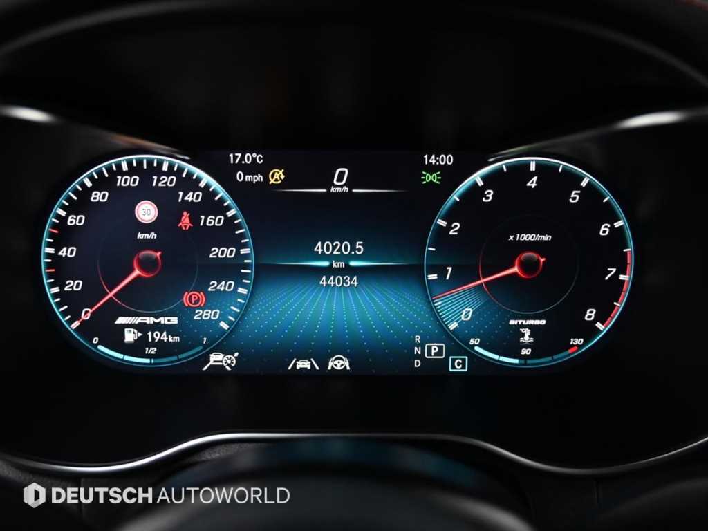 Mercedes Benz GLC Class - Vista 8